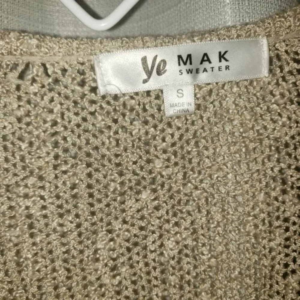 Ye Mak this sweater